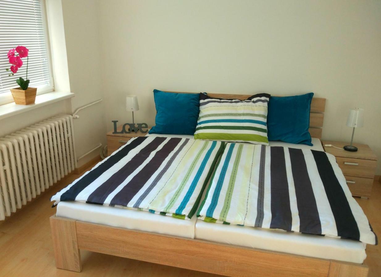 Riverview Apartment ブラチスラヴァ エクステリア 写真